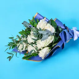 White Serenity Bouquet 0055